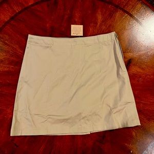 Lands’ End Girls Khaki Skort. NWT. Size 14.